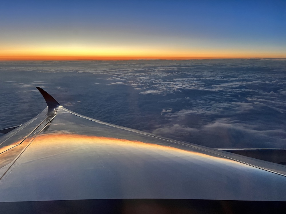 飛行機からみた夕日