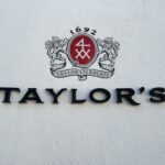 Taylor'sワイナリー　看板