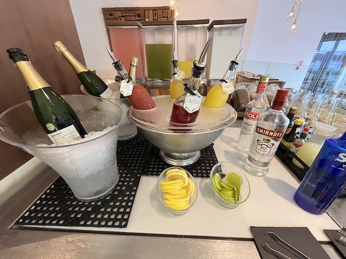 ルブランカンクン　Blanc　モーニング　アルコール