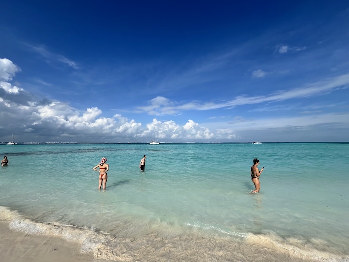 Isla Mujeres　プラヤノルテ　ビーチ