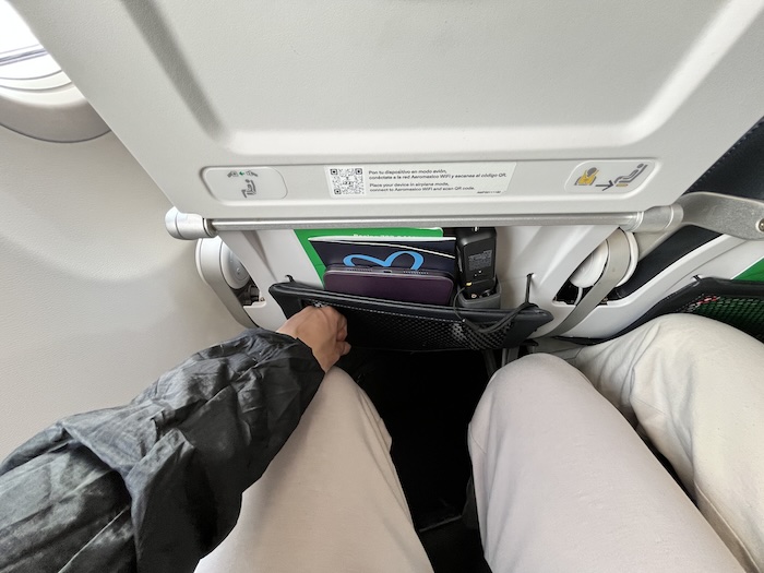 アエロメヒコ航空　B737-8 MAX　シートピッチ