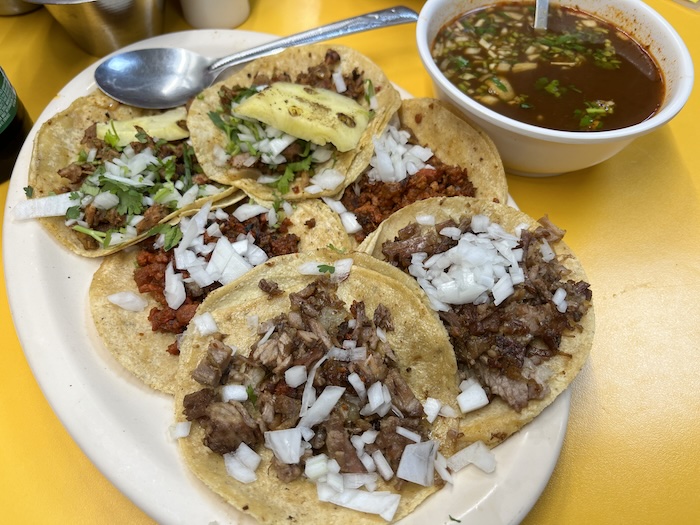 Taqueria Arandas タコス