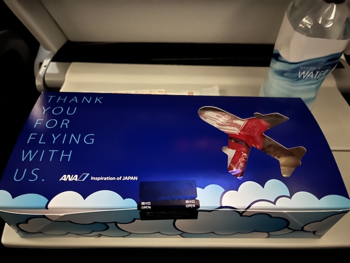 ANA B787 エコノミー 軽食