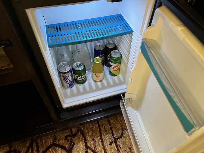 シェラトンタワーズシンガポール　２シングル　冷蔵庫