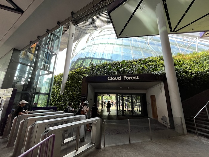 ガーデンズ・バイ・ザ・ベイ クラウドフォレスト 入口