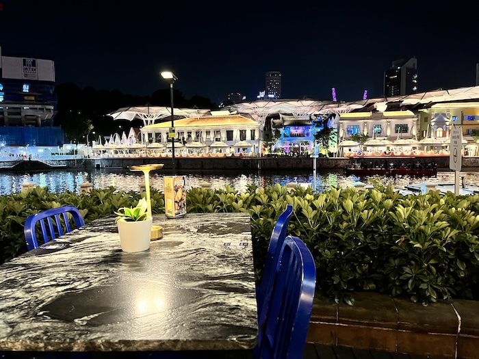 Brewerkz テラス席