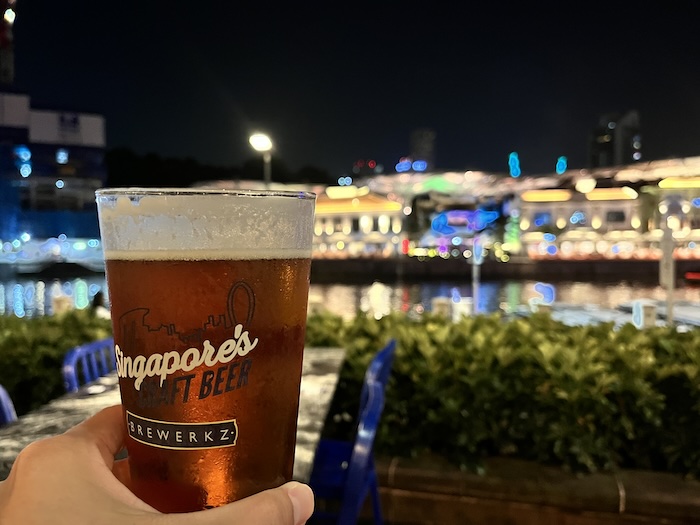 Brewerkz ビールとリバーサイド