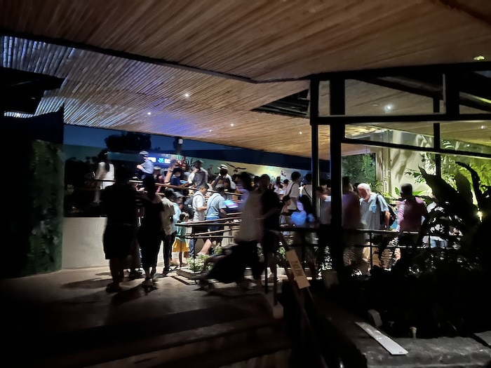 シンガポール ナイトサファリ 入園の列